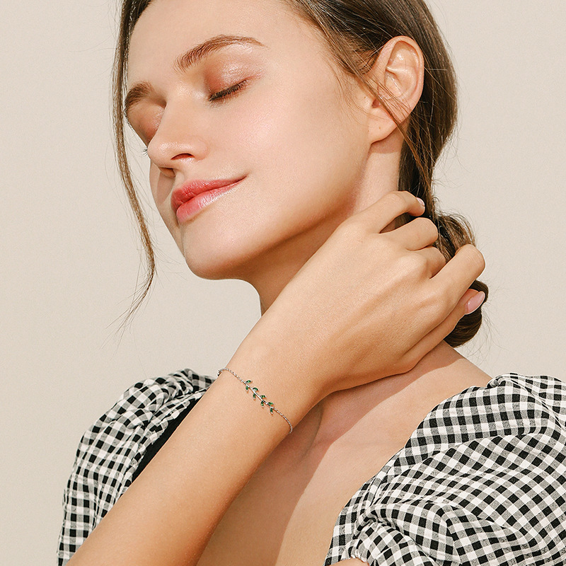 925 Sterling Silver Leaves Bracelet | Elegant Nature-Inspired Bracelet