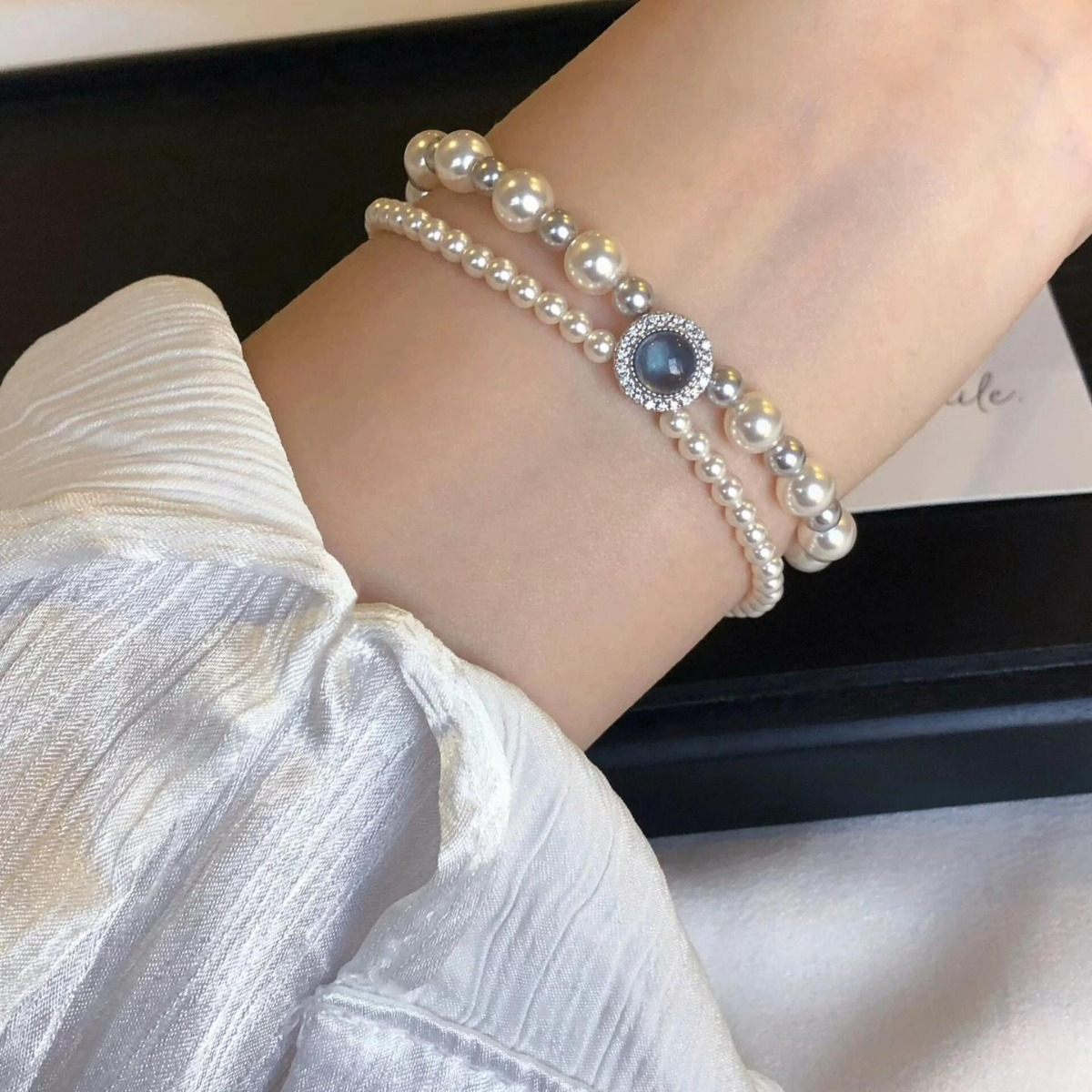 Blue Serenity Pearl Bracelet | Elegant Jewelry with Calming Energy