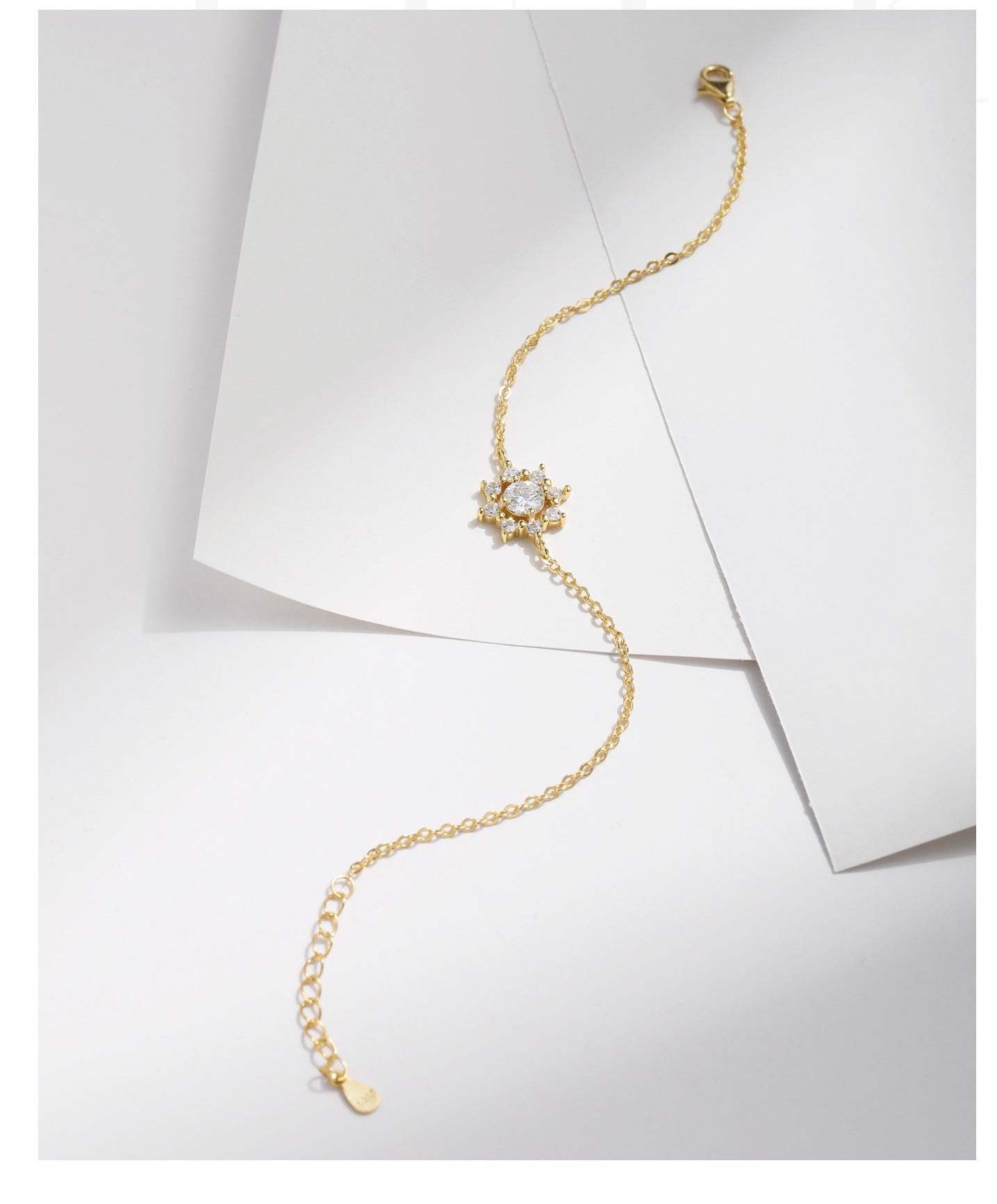 Shine Bright Like A Diamond – S925 Silver Snowflake Bracelet with Moissanite